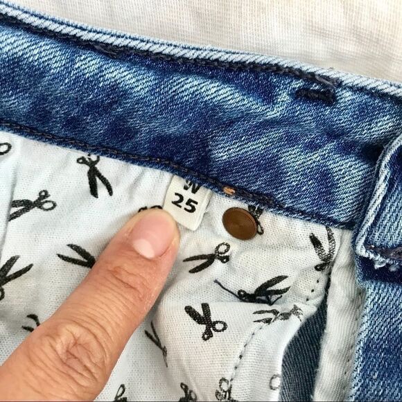 Denham Cleaner Regular light wash skinny jeans 25 - Picture 9 of 11